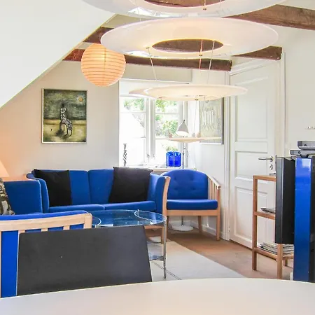 Apartment 2 Bedroom In Gudhjem