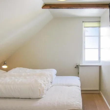 2 Bedroom In Lejlighed *