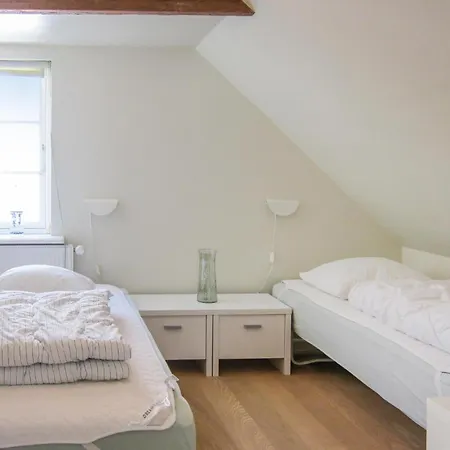 2 Bedroom In Gudhjem