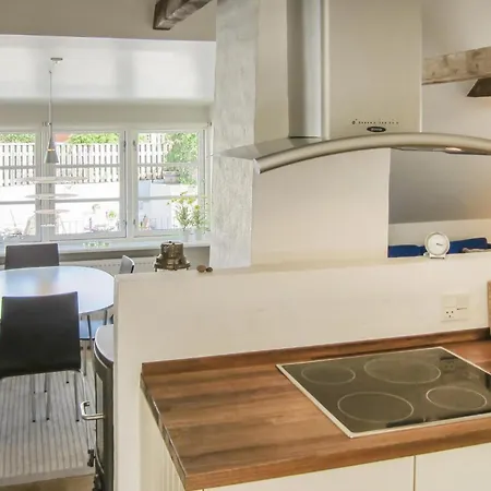 2 Bedroom In Apartment