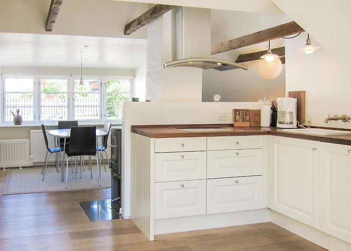 2 Bedroom In Gudhjem